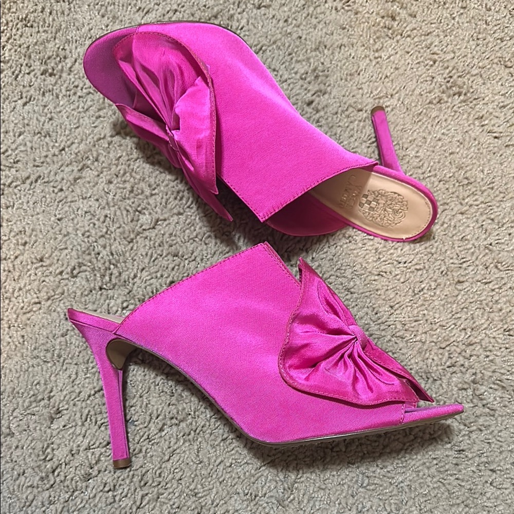Vince Camuto Pink Women's Bow Mules - Picture 2 of 2